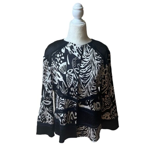 Chico’s Black & White Animal Print Mixed Media Cardigan Blazer - Picture 1 of 15